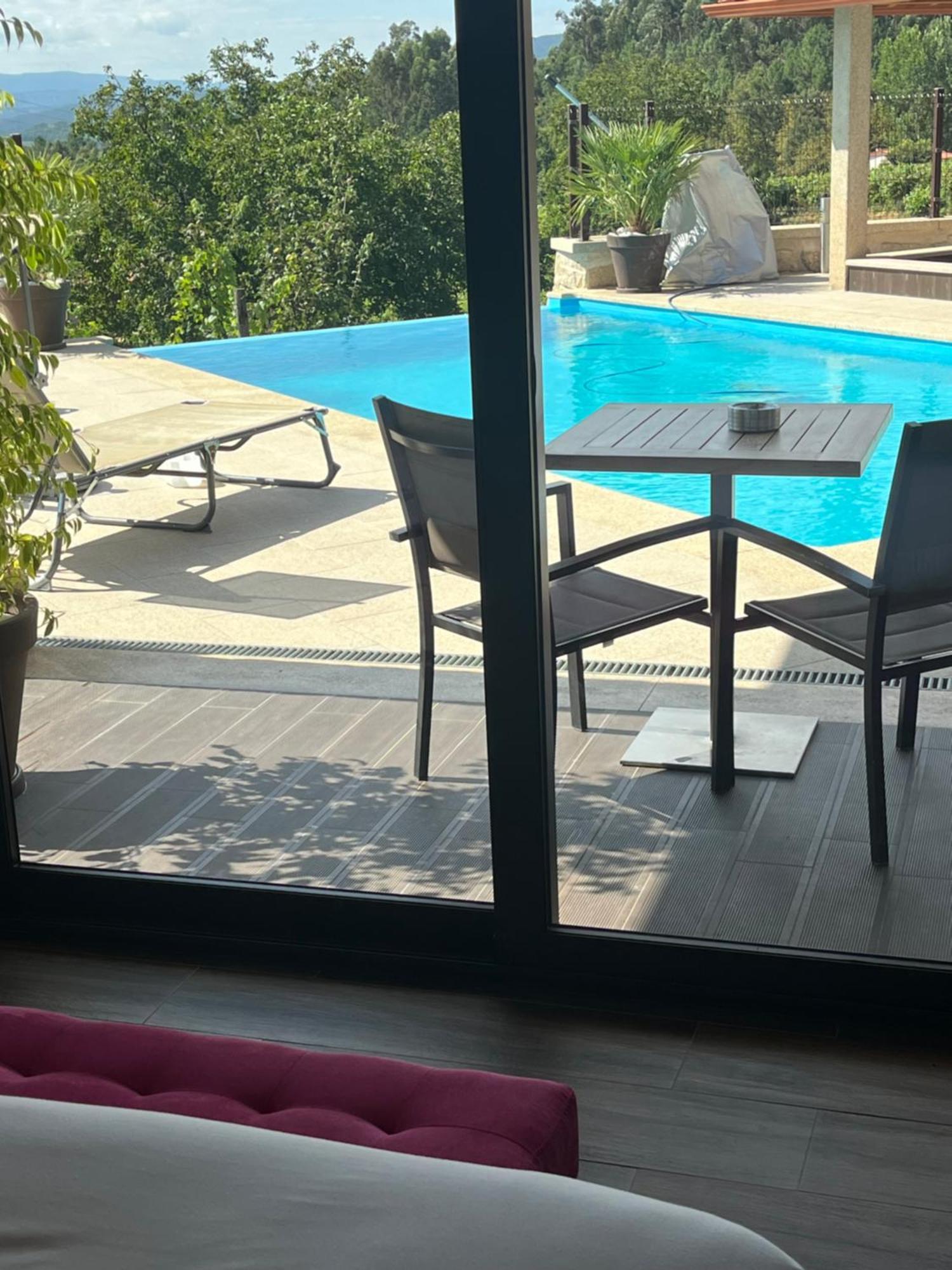 Room Marilyn Monroe Canedo de Basto Екстериор снимка